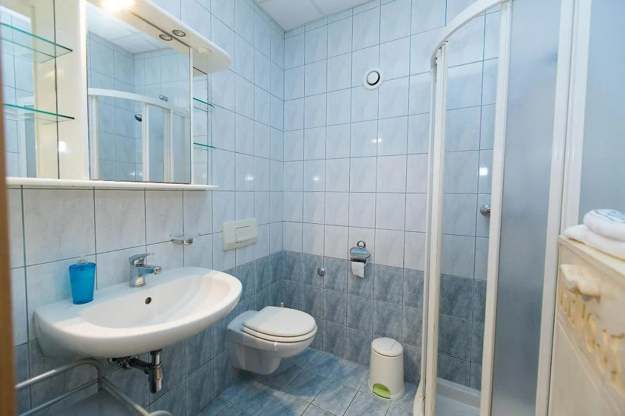 Apartmani Vera Crikvenica 0*,  Κροατία